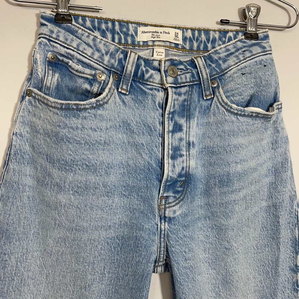 Abercrombie Fitch Curve Love High Rise Dad Jeans Size 24 00 S Medium Light Wash - Picture 7 of 16